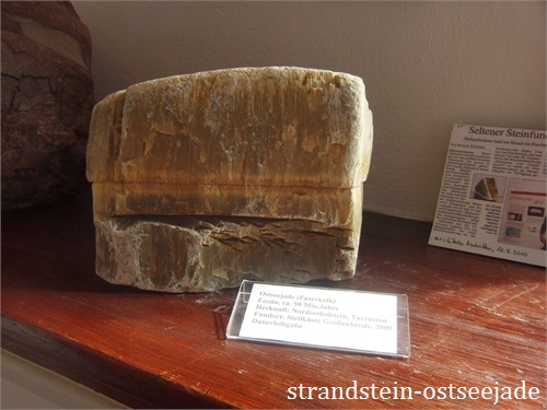 Faserkalk 12kg  Fundort: Großenbrode; 
zu sehen im Heimatmuseum Heiligenhafen